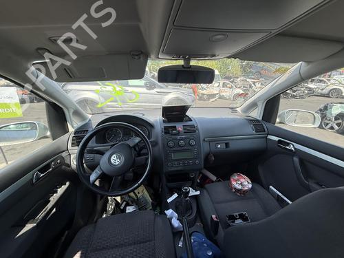 Right front window motor VW TOURAN (1T1, 1T2) 2.0 TDI | BP27258268E20 