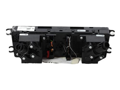 Used Climate control Climate control VW POLO VI (AW1, BZ1, AE1) 1.6 TDI (95 hp) 28370109 28370109