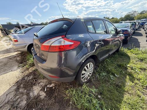Høyre frontpanel RENAULT MEGANE III Hatchback (BZ0/1_, B3_) 1.5 dCi (BZ09, BZ0D, BZ1W, BZ29, BZ14) | BP27717845C59 