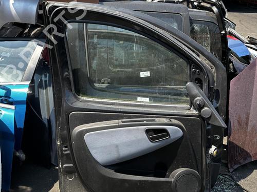Used Left front door Left front door PEUGEOT BIPPER Tepee 1.3 HDi 75 (75 hp) 21318196 21318196