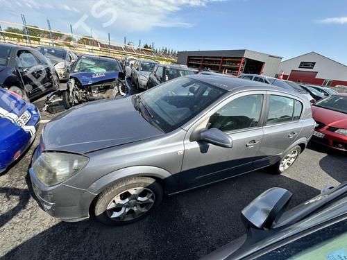 Right headlight OPEL ASTRA H (A04) 1.9 CDTI (L48) | BP21309614C29 