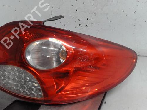 Right taillight PEUGEOT 206+ (2L_, 2M_) 1.4 HDi eco 70 | BP21306686C35 
