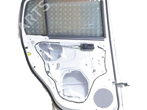 Porta trás esquerda Porta trás esquerda SUZUKI CELERIO (LF) 1.0 (AVK310) (68 hp) 39457405 39457405