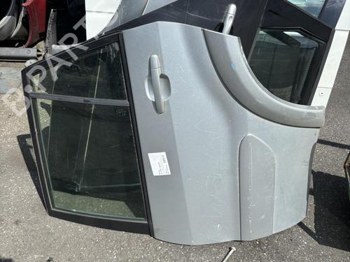 Used Left rear door TOYOTA RAV 4 II (_A2_) 2.0 D 4WD (CLA20_, CLA21_, CLA20R, CLA21R) (116 hp) 21295877
