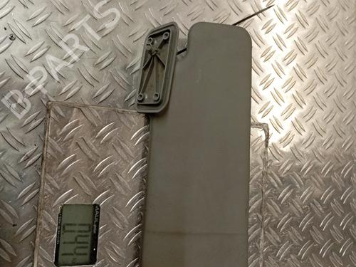 Used Right sun visor Right sun visor RENAULT MASTER II Van (FD) 2.5 dCi 120 (FD0M, FD0U, FD0W, FD2M, FD2W, FD3M, FD3U,... (115 hp) 22702936 22702936