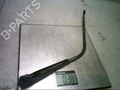 Used Rear windshield wiper arm RENAULT LAGUNA I (B56_, 556_) 1.8 (B56Z) (94 hp) 21368248