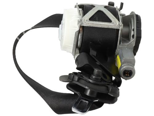 front-right-seatbelt-mercedes-benz-c-class-w204-2007-2008-2009-2010-2011-2012-2013-2014-2015-23806826 main image