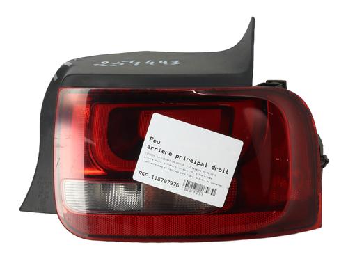 Used Right taillight CITROËN C4 CACTUS 1.2 VTi 82 (82 hp) 31211462