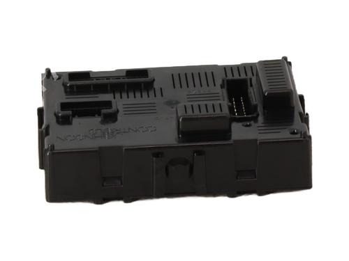 Used Fuse box RENAULT CLIO III (BR0/1, CR0/1) 1.5 dCi (C/BR0G, C/BR1G) (68 hp) 31643292