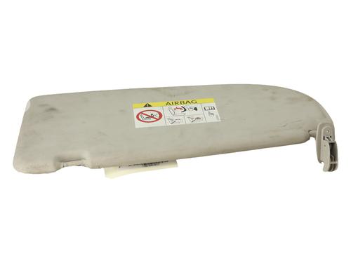Used Right sun visor Right sun visor 21315596 21315596