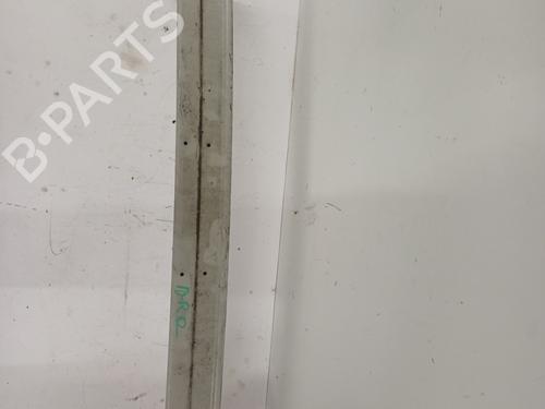 rear-bumper-reinforcement-citroen-c4-cactus-2014-35827828 main image
