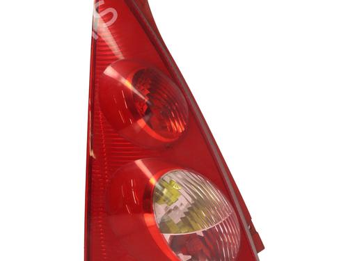 Left taillight PEUGEOT 107 (PM_, PN_) 1.4 HDi | BP25626071C34 