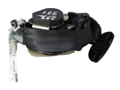 front-right-seatbelt-lancia-ypsilon-312_-2011-27611320 main image