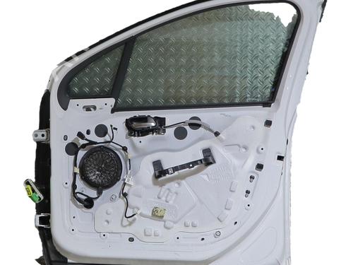 right-front-door-peugeot-2008-i-cu_-2013-40049003 main image