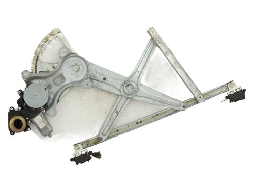 Rudehejsemotor bagstkærm venstre TOYOTA COROLLA Verso (ZER_, ZZE12_, R1_) 2.2 D-4D (AUR10_, AUR10R) (136 hp) 26743070