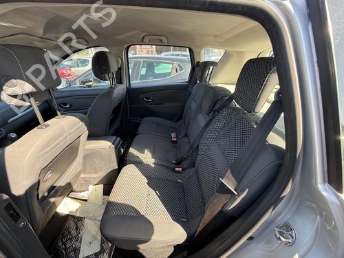 Armrest / Center console RENAULT SCÉNIC III (JZ0/1_) 1.5 dCi | BP29039081I20 