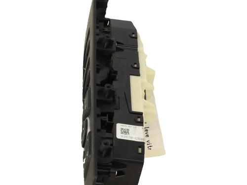 Venstre fortil elrude kontakt Venstre fortil elrude kontakt KIA SORENTO III (UM) 2.2 CRDi (200 hp) 39626155 39626155