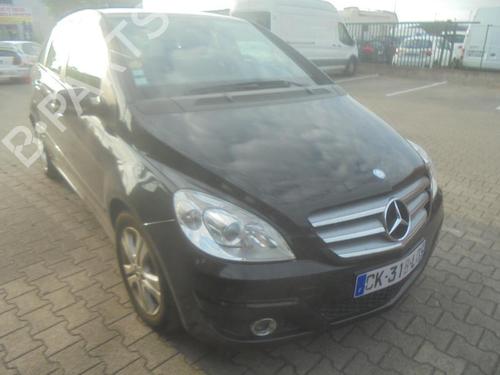 Fuel flap MERCEDES-BENZ B-CLASS Sports Tourer (W245) B 180 CDI (245.207) | BP21305695C131 