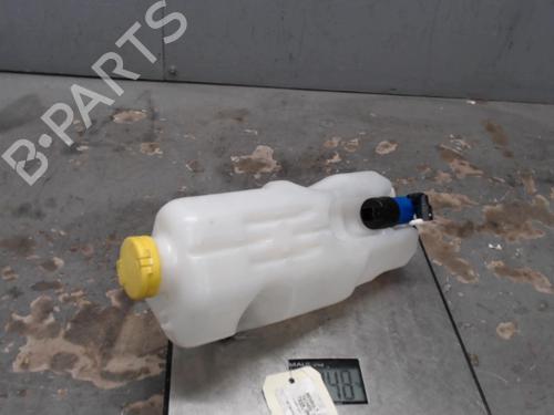 Used Windscreen washer tank RENAULT TWINGO III (BCM_, BCA_) 0.9 TCe 90 (BCM9, BCM2) (90 hp) 21305878