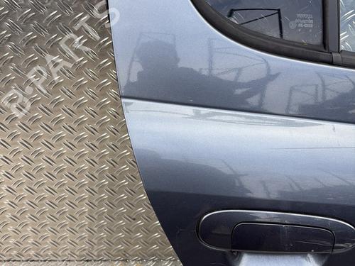 Used Right rear door TOYOTA YARIS (_P1_) 1.4 D-4D (NLP10_, NLP10R) (75 hp) 29412981