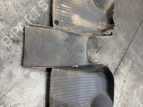 other-mercedes-benz-vito-mixto-van-w639-2003-40457906 main image