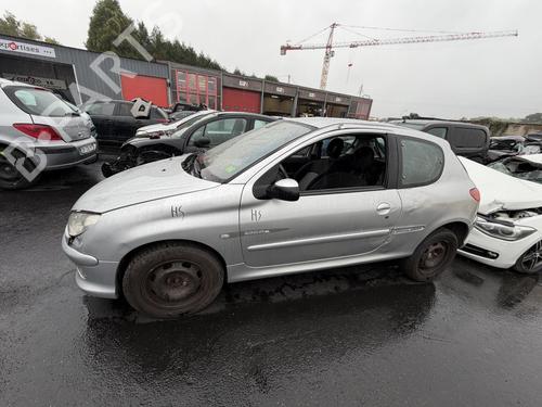 Vindusheismotor venstre foran PEUGEOT 206 Hatchback (2A/C) 2.0 HDI 90 | BP29182591E21 