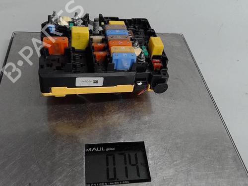 Used Fuse box PEUGEOT 308 II (LB_, LP_, LW_, LH_, L3_) 1.6 HDi 100 (99 hp) 21369958