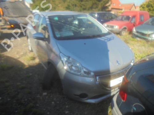 Radio PEUGEOT 208 I (CA_, CC_) 1.4 HDi | BP21367913E6 