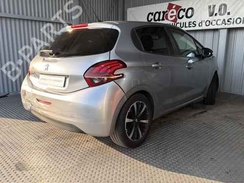 Dashboard PEUGEOT 208 I (CA_, CC_) 1.2 PureTech 82 | BP33796700C46 - Image 15