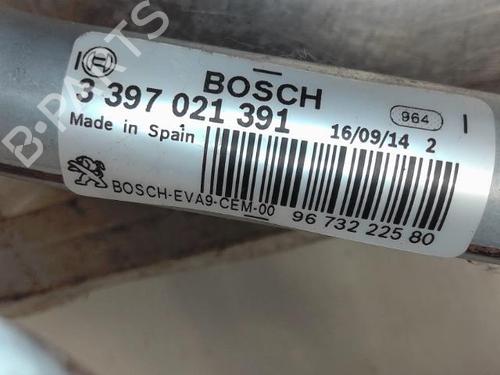 Used Front wiper motor PEUGEOT 2008 I (CU_) 1.6 HDi (114 hp) 21302337