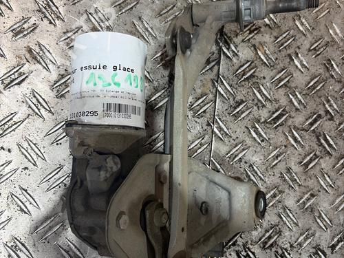 Front wiper motor RENAULT TRAFIC II Bus (JL) 2.0 dCi 90 (JL00, JL01, JL0H, JL0M, JL0P, JL0S) | BP38923175M29 - Image 2