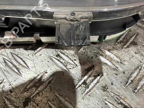 Used Instrument cluster Instrument cluster 38721980 38721980
