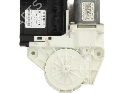 Rudehejsemotor forskærm venstre VW GOLF V (1K1) 2.0 TDI | BP27337384E21 