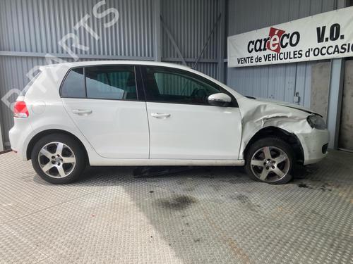 Fuse box VW GOLF VI (5K1) 2.0 TDI | BP38762798E1 - Image 14