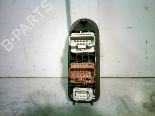 Used Left front window switch Left front window switch RENAULT SCÉNIC II (JM0/1_) [2003-2010] 25260833 25260833