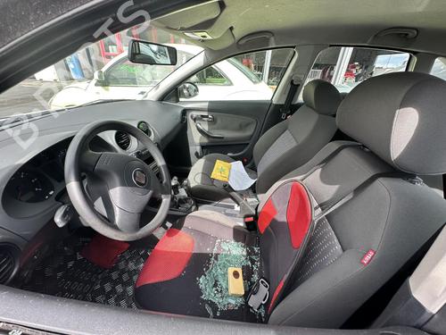 Right headlight SEAT IBIZA III (6L1) 1.9 SDI | BP21316586C29 
