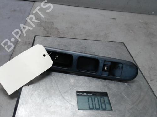 Used Right front window switch PEUGEOT 5008 (0U_, 0E_) 1.6 HDi (112 hp) 21300028