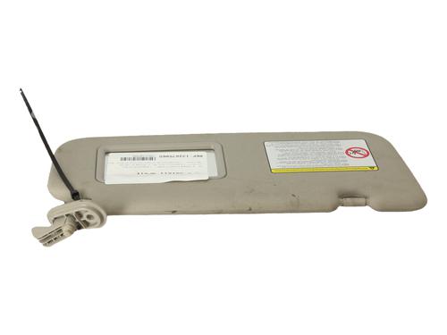 Used Right sun visor Right sun visor 39172819 39172819