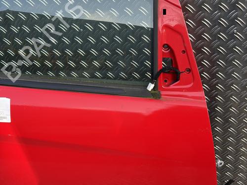 Used Right front door Right front door 21305380 21305380