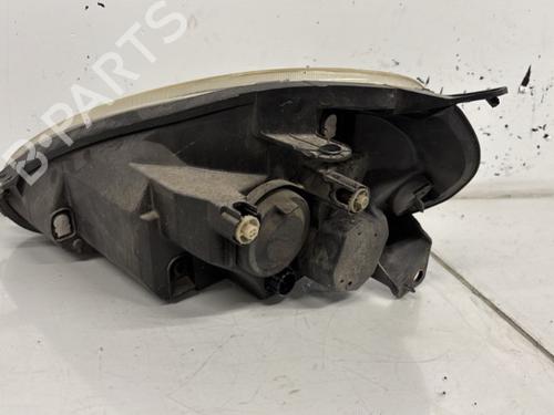 Used Right headlight Right headlight FIAT GRANDE PUNTO (199_) 1.6 D Multijet (120 hp) 21301050 21301050