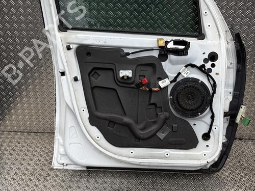 Left front door CITROËN C3 Picasso (SH_) 1.6 HDi | BP30513412C2