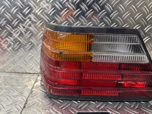 Used Left taillight Left taillight MERCEDES-BENZ 124 Saloon (W124) 200 E (124.021) (122 hp) 24641291 24641291