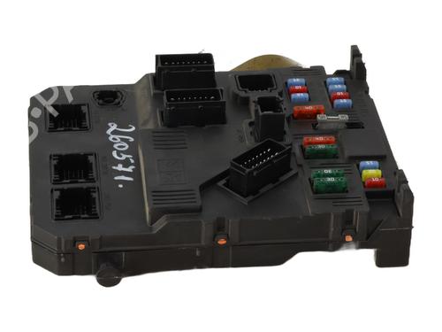 Used Fuse box PEUGEOT 206 Hatchback (2A/C) 1.1 i (60 hp) 32272043