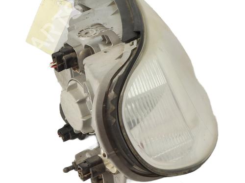 Right headlight KIA CARNIVAL I (UP, FL) 2.9 TDi | BP32372256C29 - Image 2