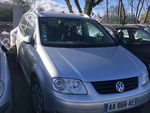 Left taillight VW TOURAN (1T1, 1T2) 2.0 TDI 16V | BP21293644C34 