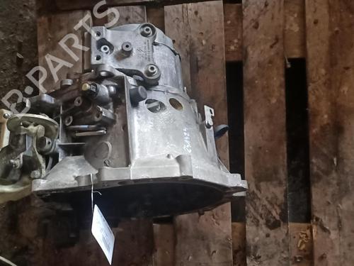 Used Gearbox Gearbox PEUGEOT 208 I (CA_, CC_) 1.6 BlueHDi 100 (100 hp) 30550547 30550547