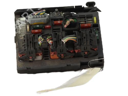 Used Fuse box CITROËN C5 III (RD_) 2.0 HDi 140 (RDRHF8, RDRHFA, RDRHA8, RDRHAJ) (140 hp) 30965341