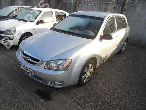 Used Parts KIA CERATO I Hatchback (LD) 1.6 CRDi 1993973