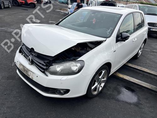 Fuse box VW GOLF VI (5K1) 1.6 TDI | BP38729867E1 - Image 8