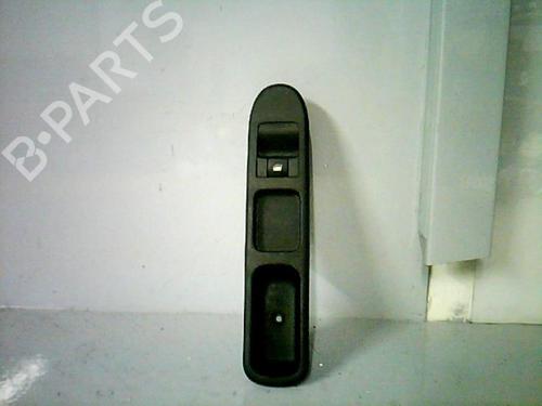 Used Right front window switch PEUGEOT 307 Break (3E) 2.0 HDI 110 (107 hp) 21321807